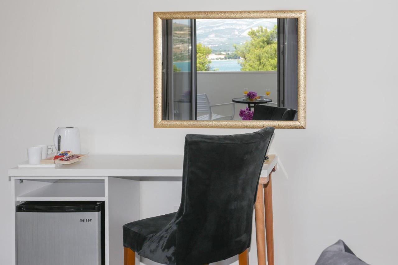 Apartments Villa Niko トロギール エクステリア 写真